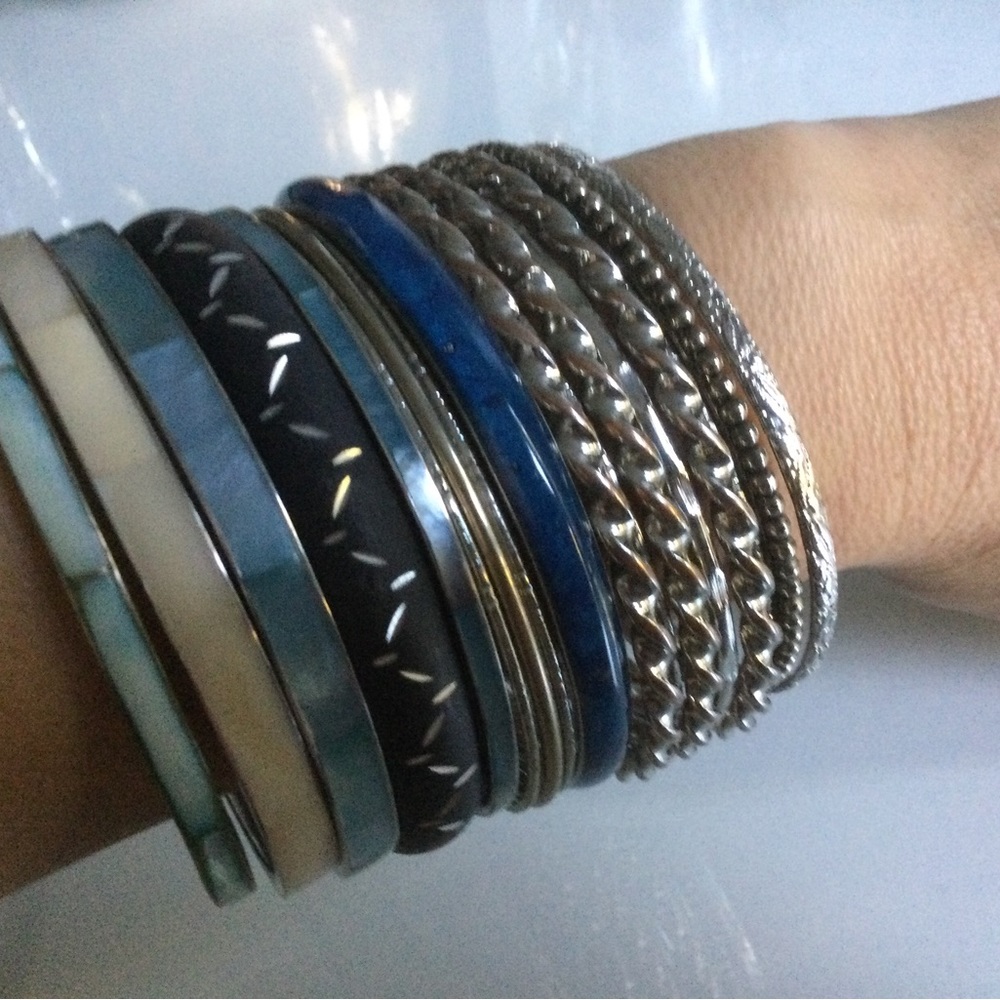 Lot of 17 Bangle Bracelets